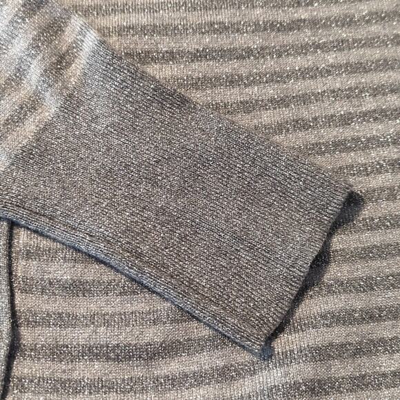 Lane Bryant Silver Metallic Striped Cardigan Wide Ribbed Hem and Cuffs Sz 18-20 - Picture 7 of 9